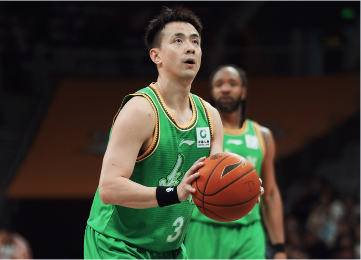 星空体育app下载-里程碑之战！赵继伟16+7+8统治加时 总抢断超琼斯升历史第9